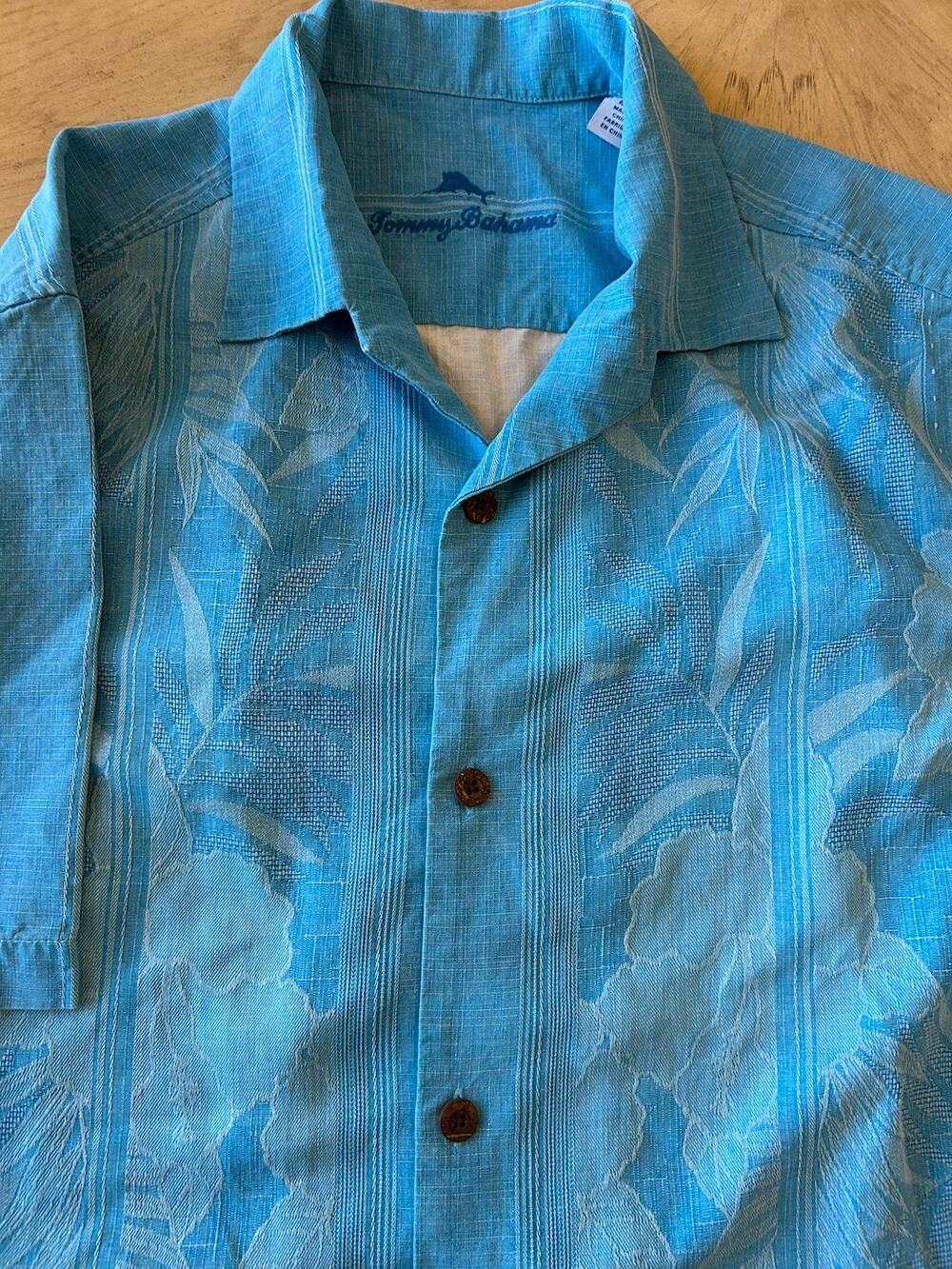 VTG Tommy Bahama Blue Hawaiian Silk Shirt Floral Resort Cruise Retro Miami Men M